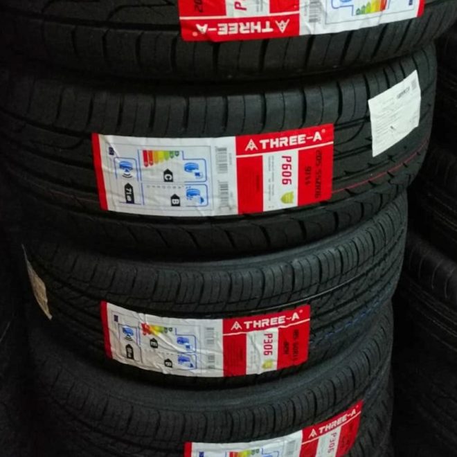 pneus-three-a-01